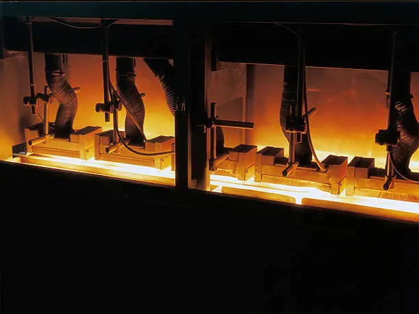 Casting metallurgy under microscope