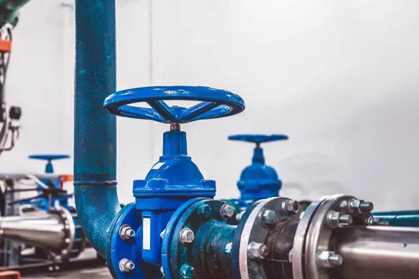 Comparison of investment casting and sand casting finishes for valves